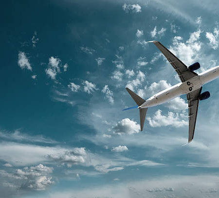 Comment fonctionne le système de navigation à bord des avions privés ?