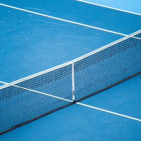 Comment réussir une construction court de tennis à Nice pour les académies de tennis conforme aux normes fédérales ?