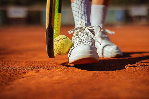 construction court de tennis en terre battue à Paris